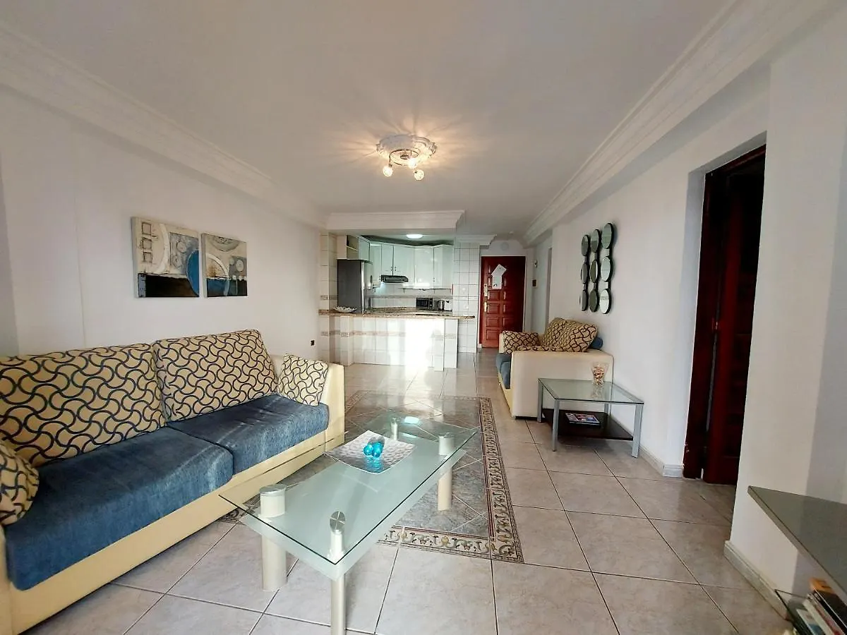 2 Suite Bedrooms Heatedpool Aircon Los Cristianos لوس كريستيانوس